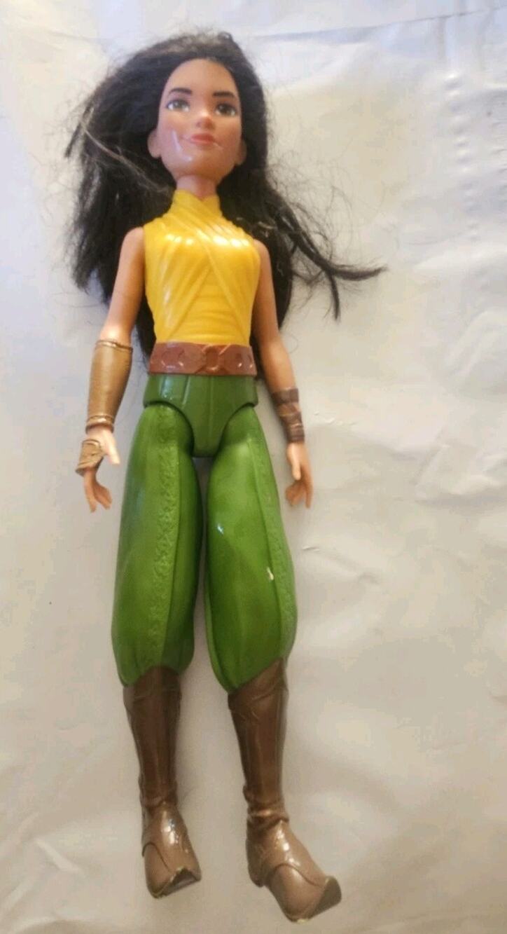 Disney Raya and the Last Dragon Raya Fashion Doll 11" Black Hair Warrior Hasbro
